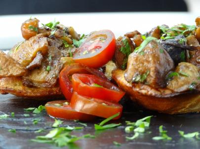 Tosta de boletus al Jerez