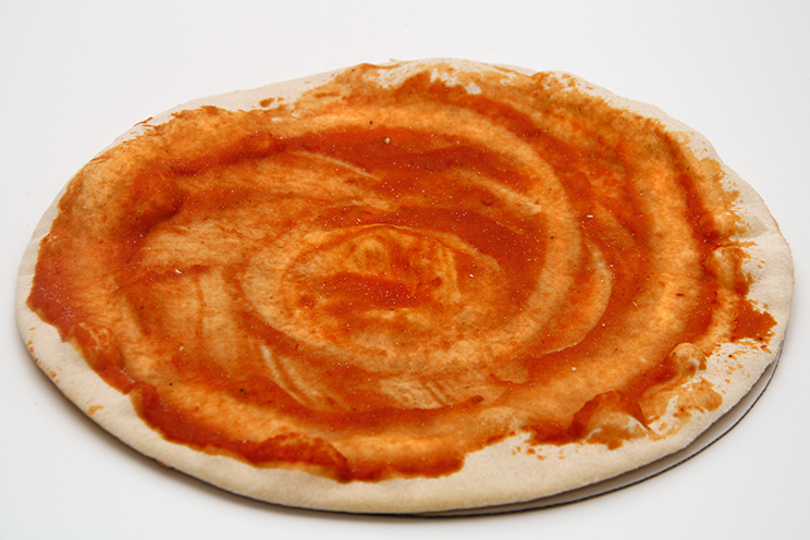 Base de Pizza con tomate  Horno Piedra 26 cm. Redonda.